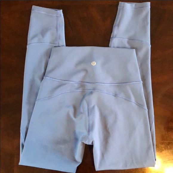 Lululemon In Movement Tight 25” - Picture 2 of 5